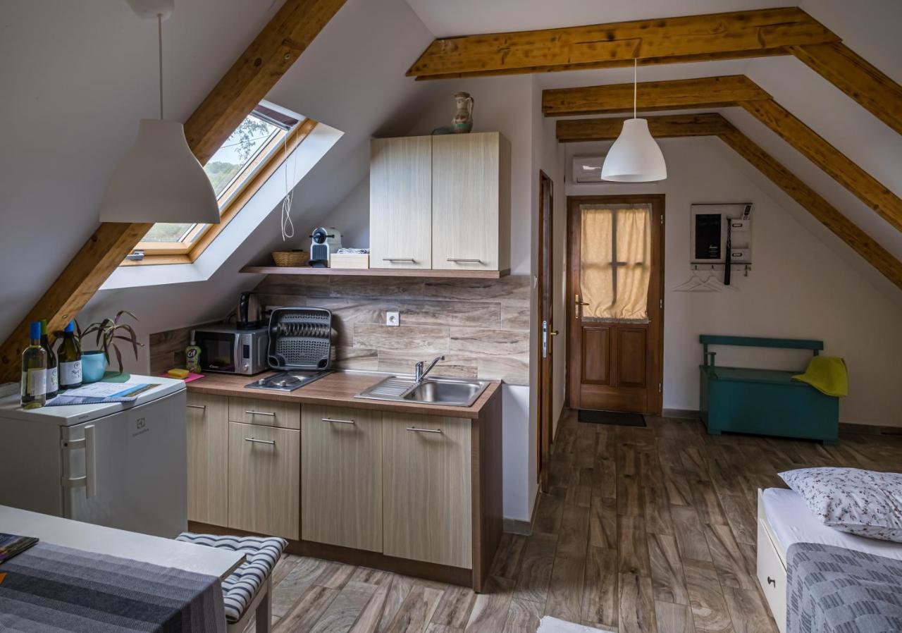 Tagyon Birtok Mandula Apartmanhaz ภายนอก รูปภาพ